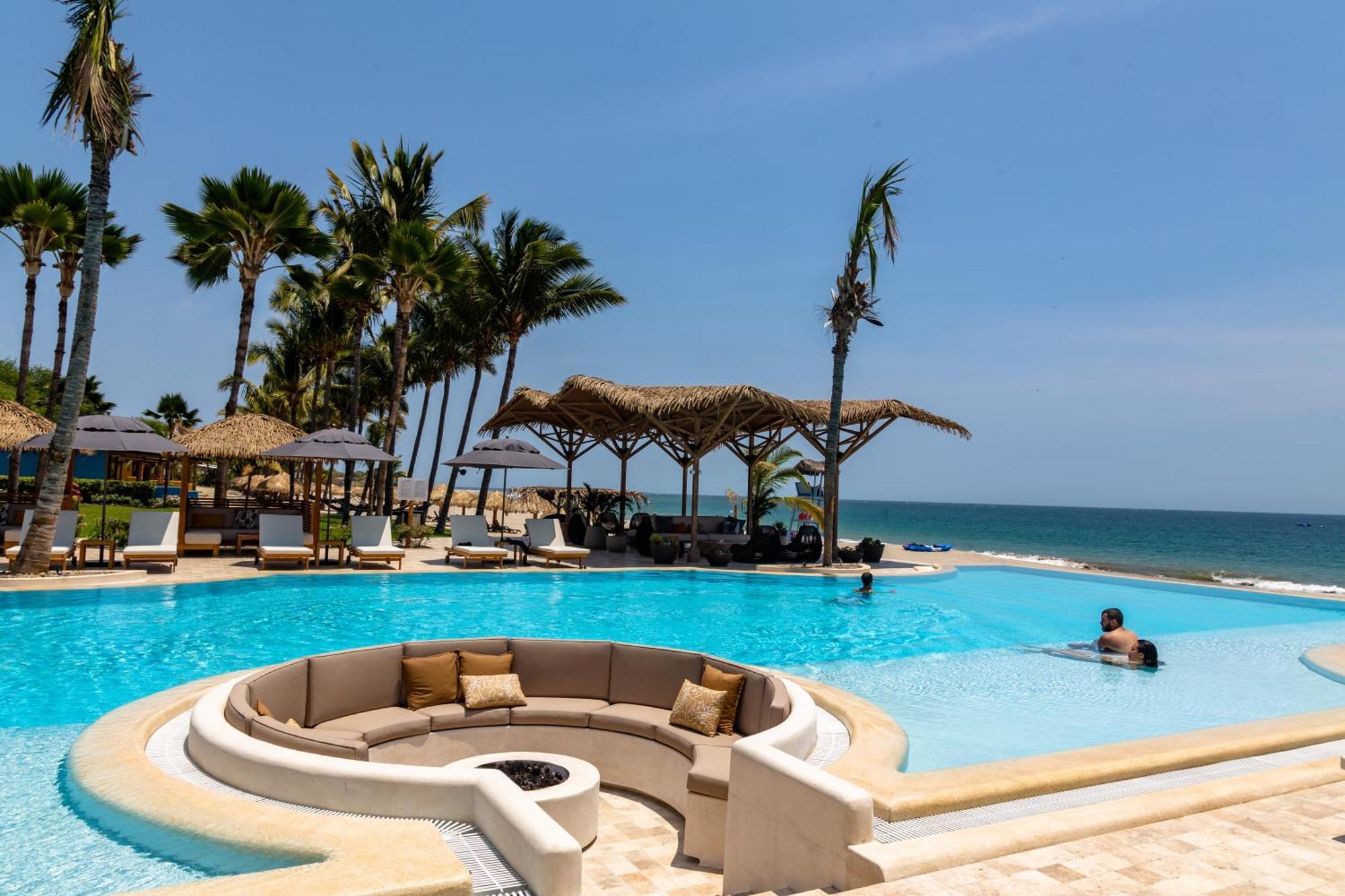 Punta Sal Suites & Bungalows Resort Canoas de Punta Sal Eksteriør billede